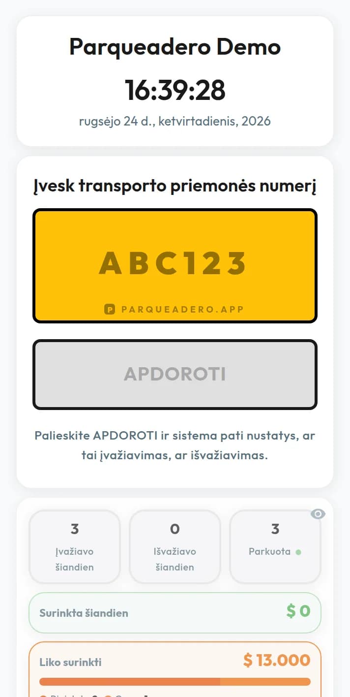 Stovėjimo aikštelių valdymo programa: valdymo skydelis su valstybiniu numeriu ABC123 ir trimis pastatytomis transporto priemonėmis